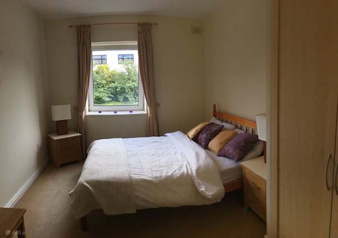 Emre's room