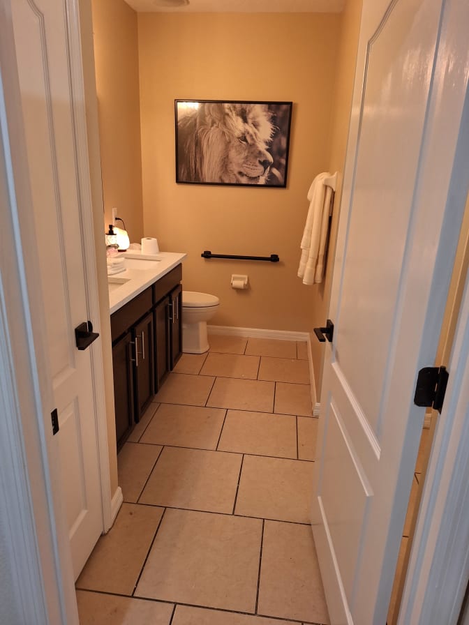 Thomas's room