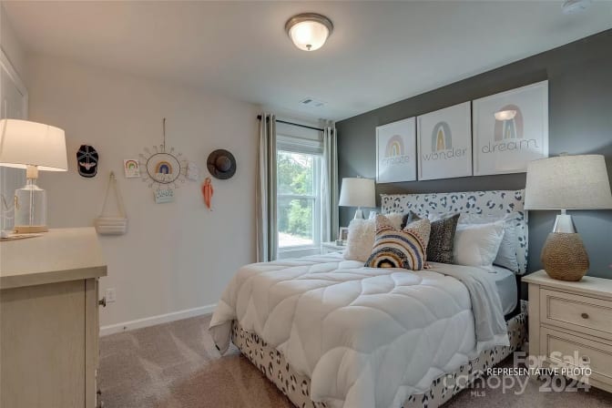 Alcove Rooms's room