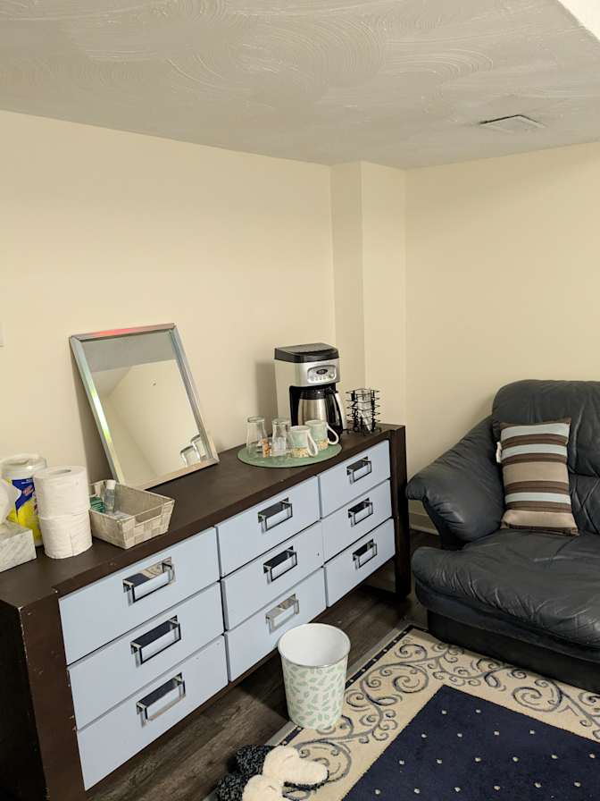 Jacin's room