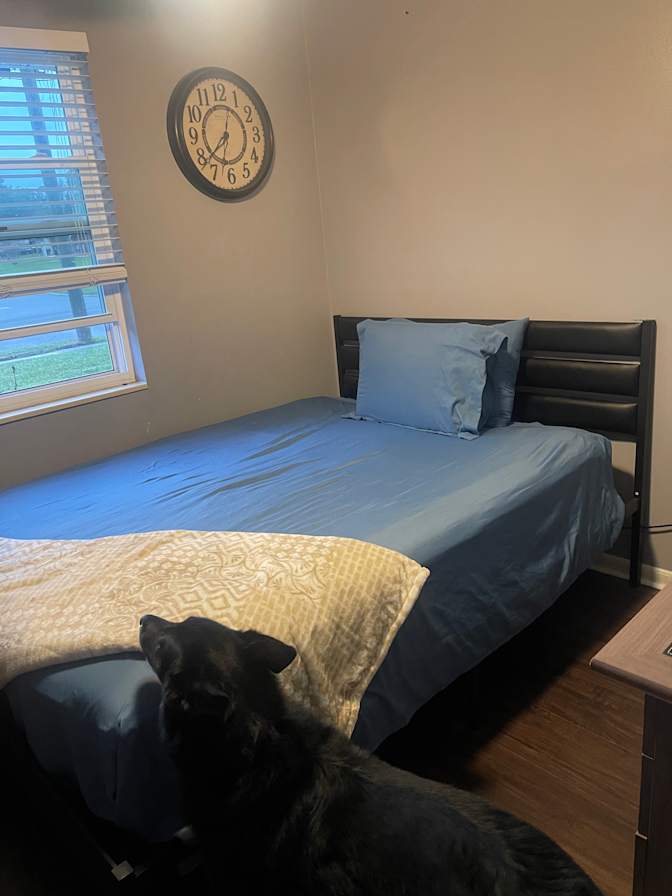Vicki Kay Krons's room