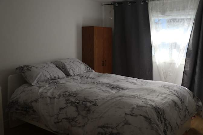 Lolo's room