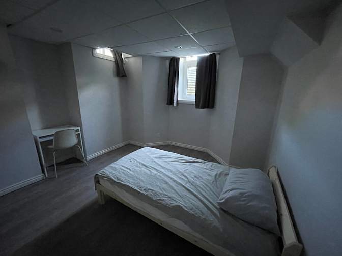 Sara's room
