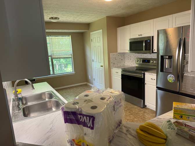 Alcove Rooms's room