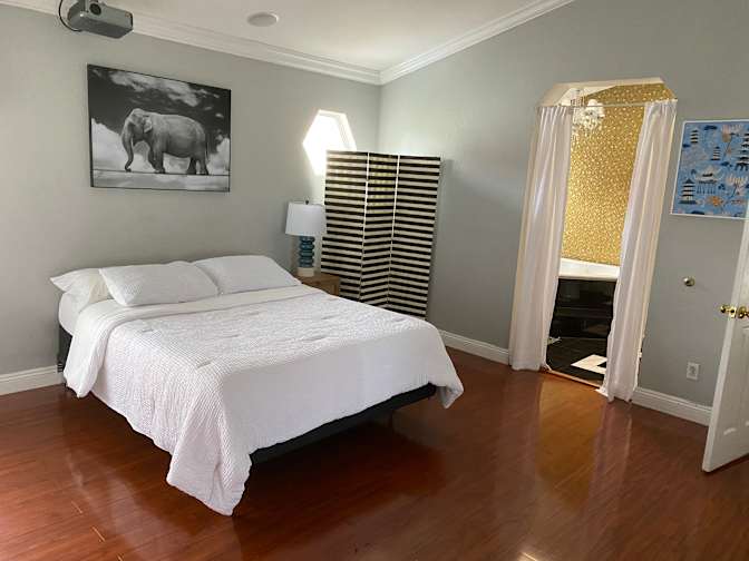 Kurt Dritlein's room