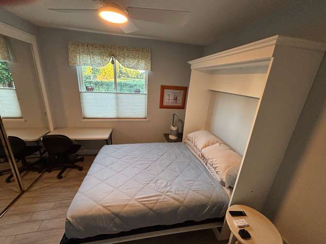 Rayna's room
