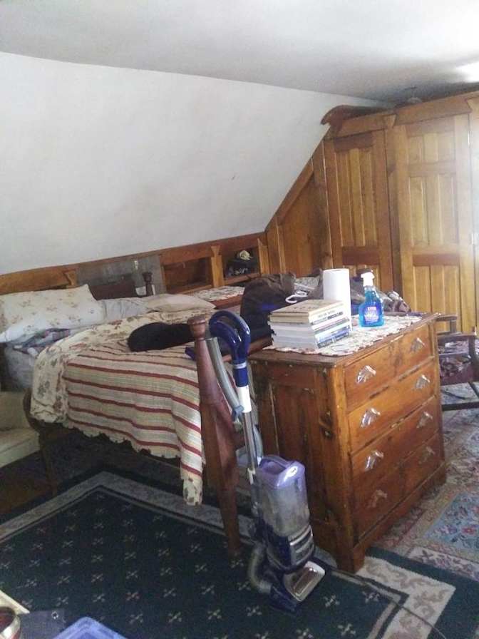 Robert's room
