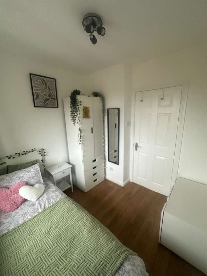 Julia's room