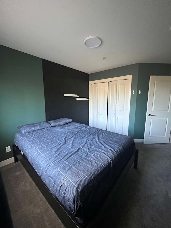 BJ's room