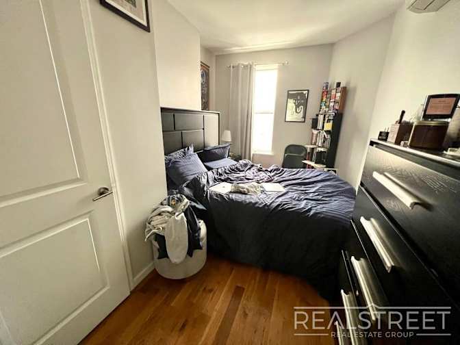 Emma's room