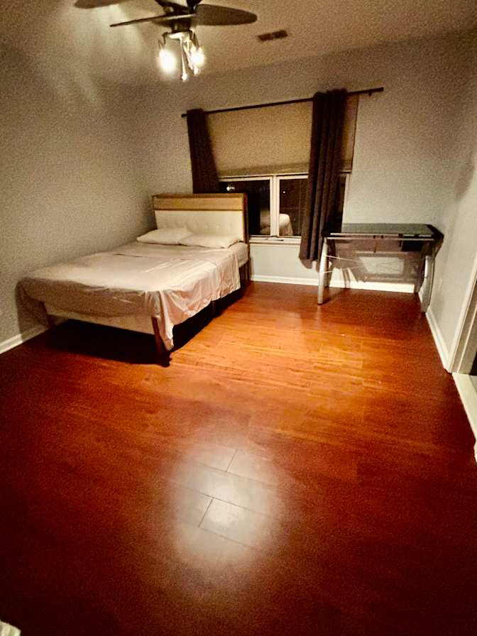 Felicia's room