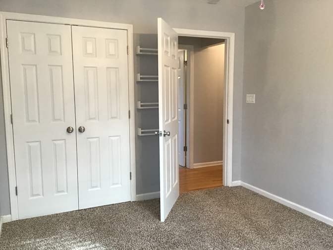 Alcove Rooms's room