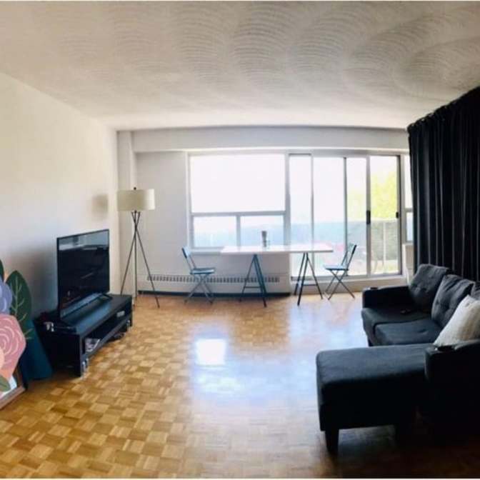 Free M's room