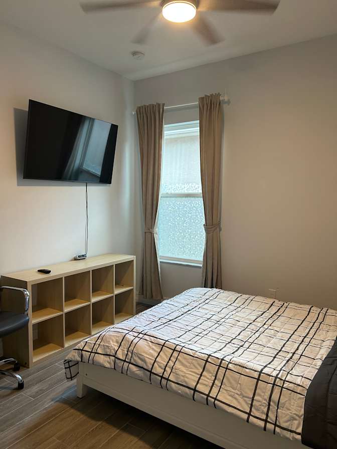 VANESSA's room