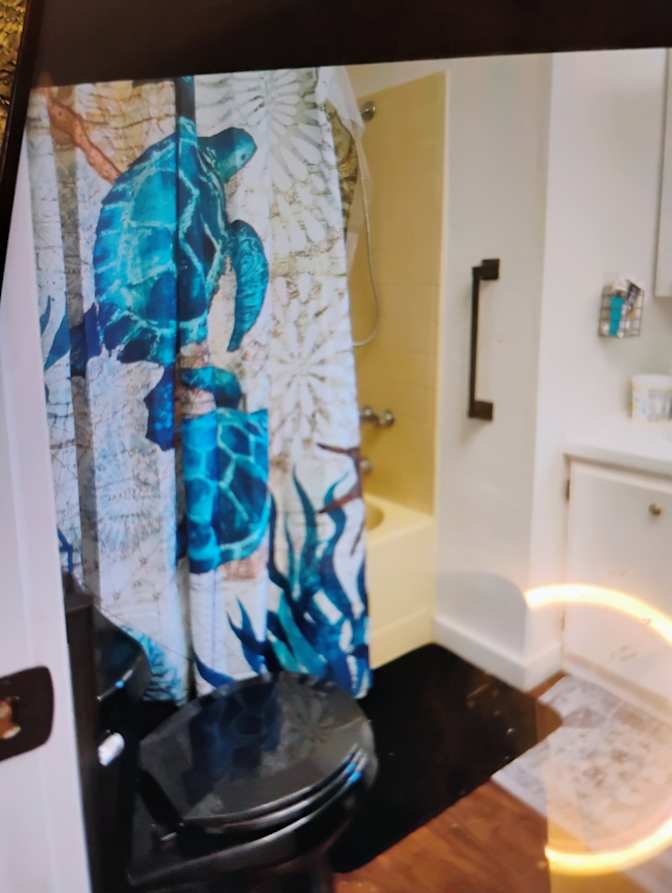 Howard Beck's room