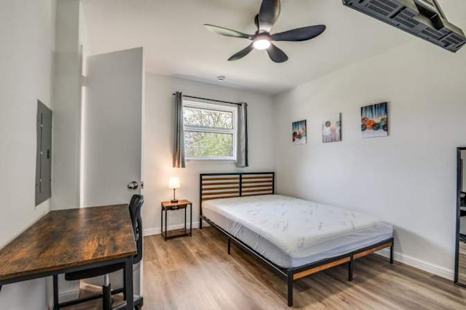 PadSplit's room