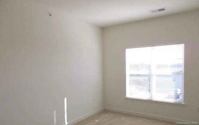 Alcove Rooms's room