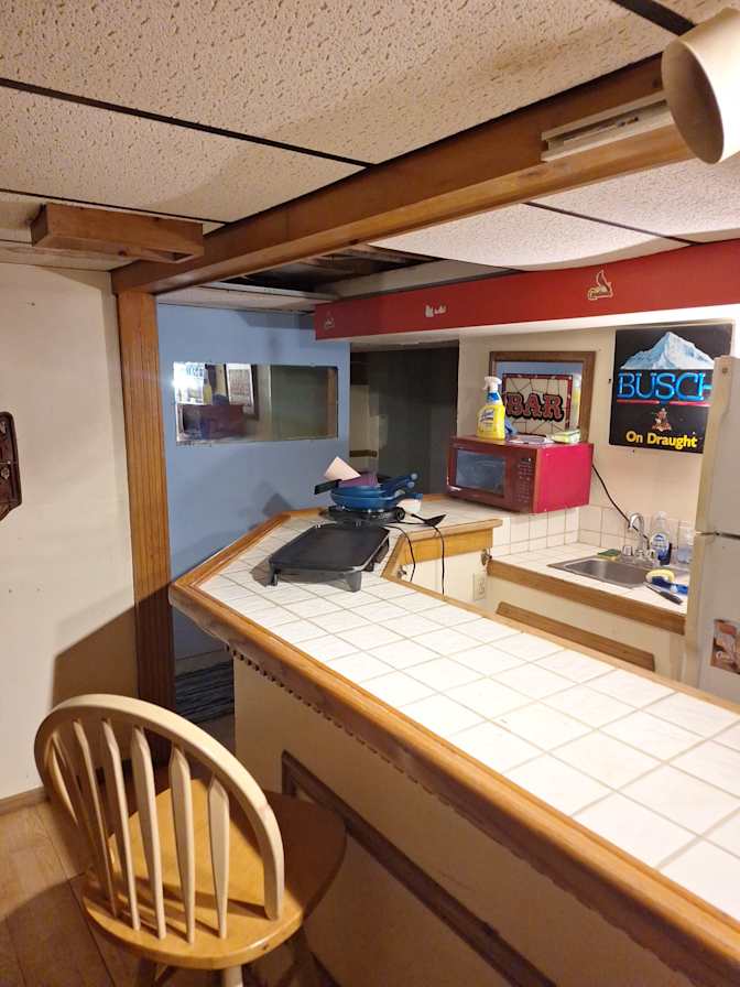 Eric Shawzy's room