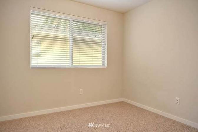 miles greb's room