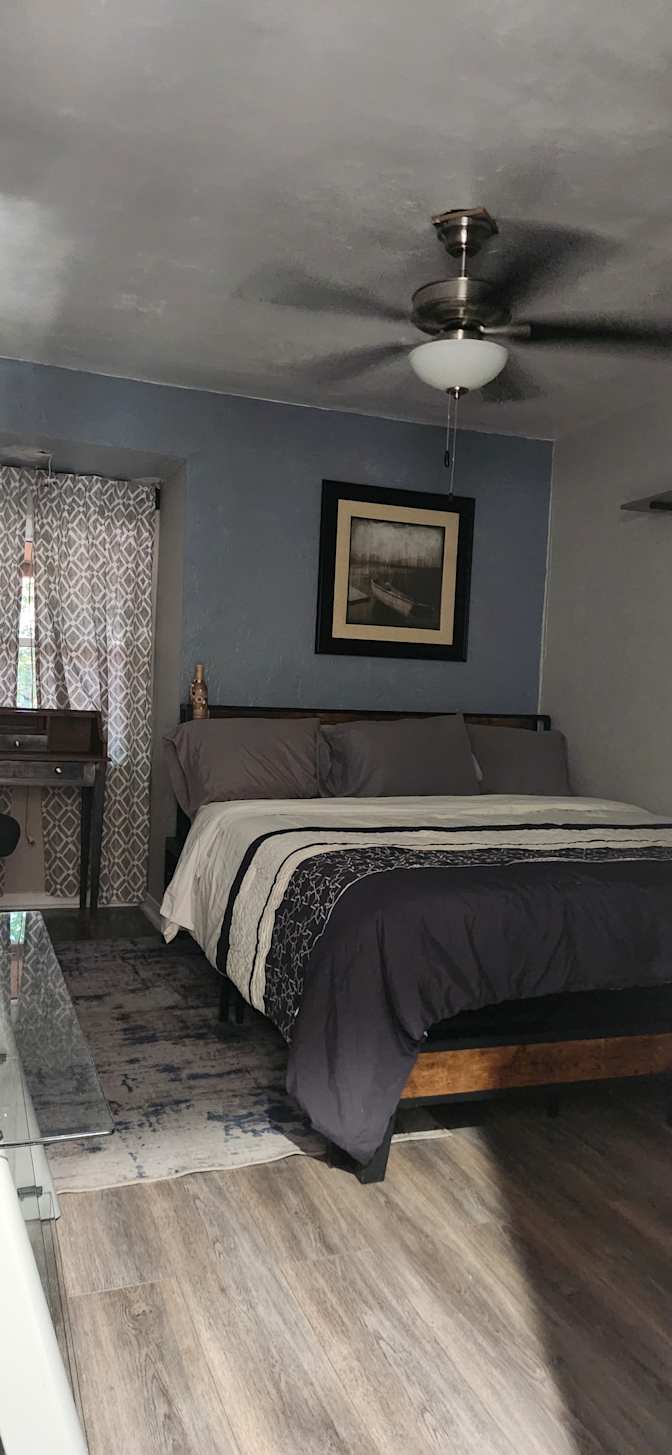 Moises's room