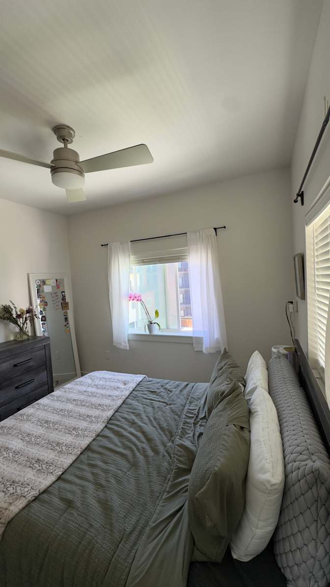 Airus's room