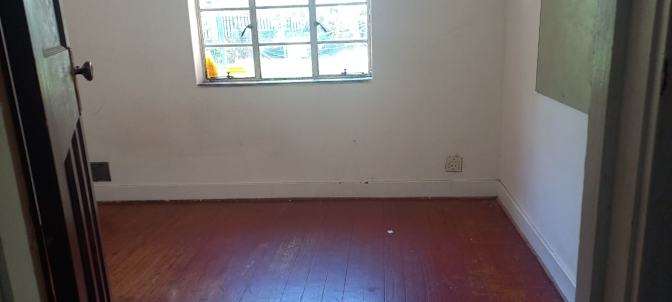 Qiniso's room