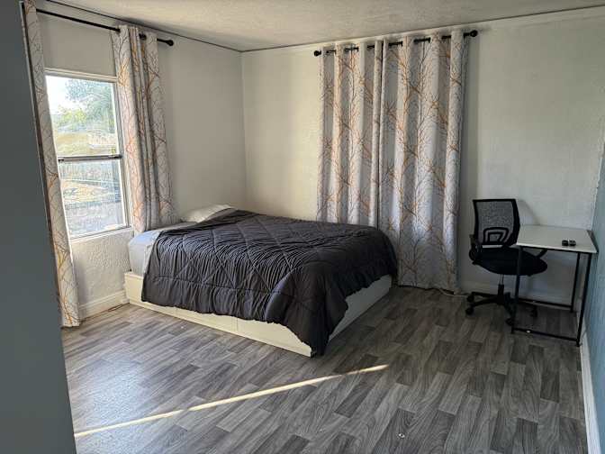 Shola Afolabi's room