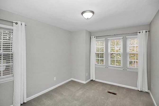 Alcove Rooms's room