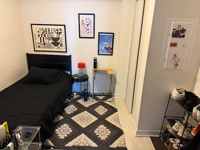 Sunny's room