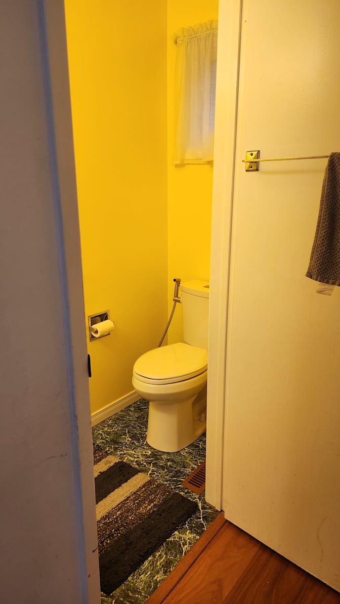 Moorthy's room
