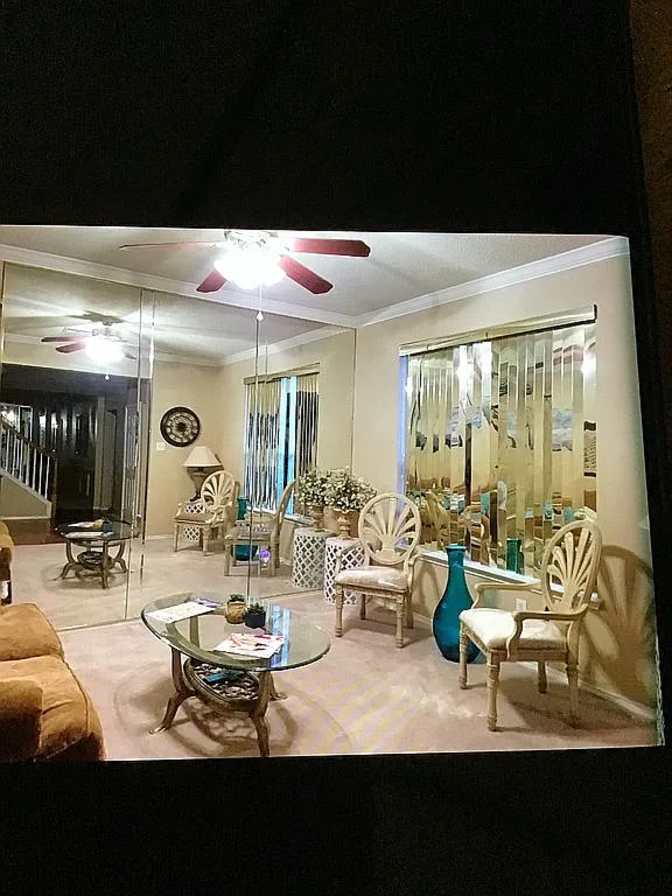 Donna Crane's room