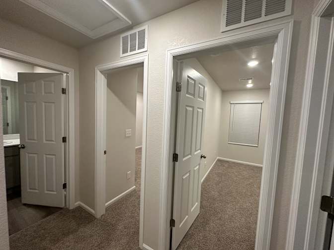Cesar Ydrugo's room