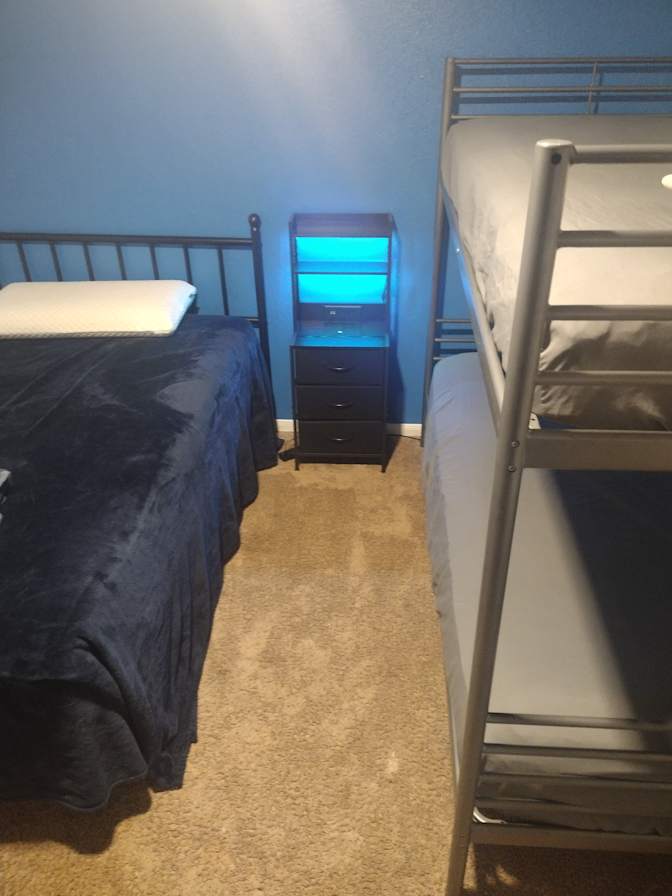 Lynn's room