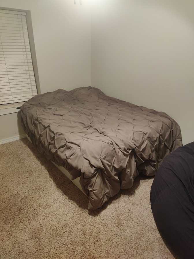 Ron's room