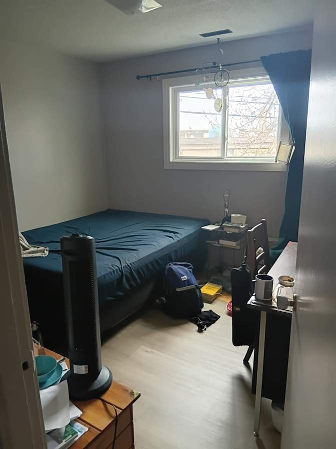 André's room