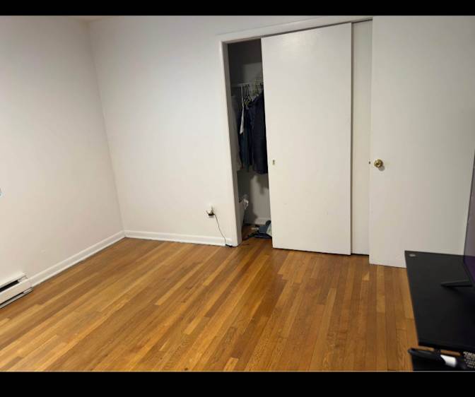 Hassan Khan's room