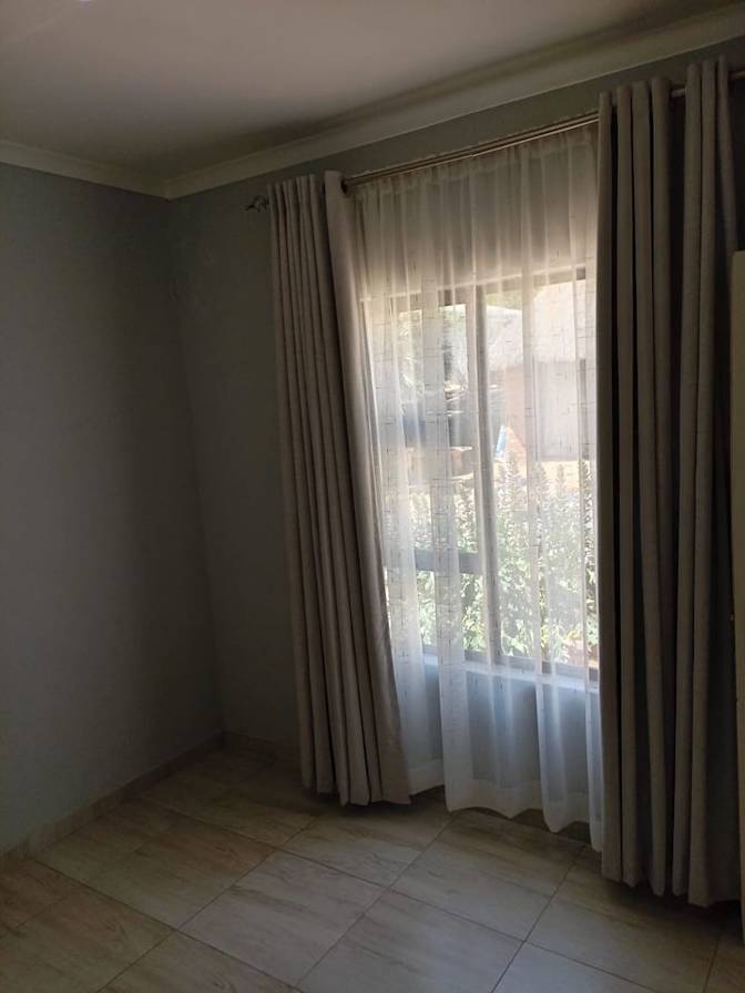 Siphesihle's room