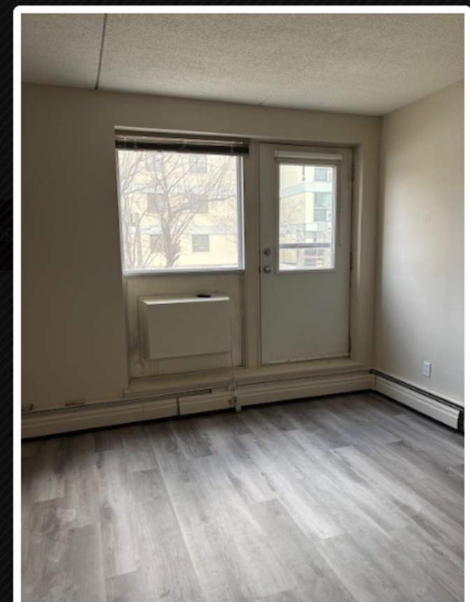 joyful's room