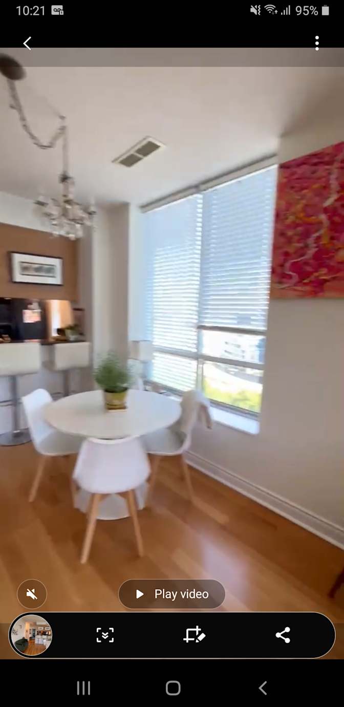 Suki lee's room