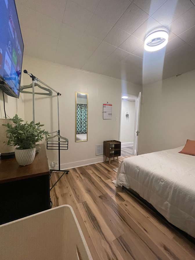 Lotus Consulting and Management LLC's room