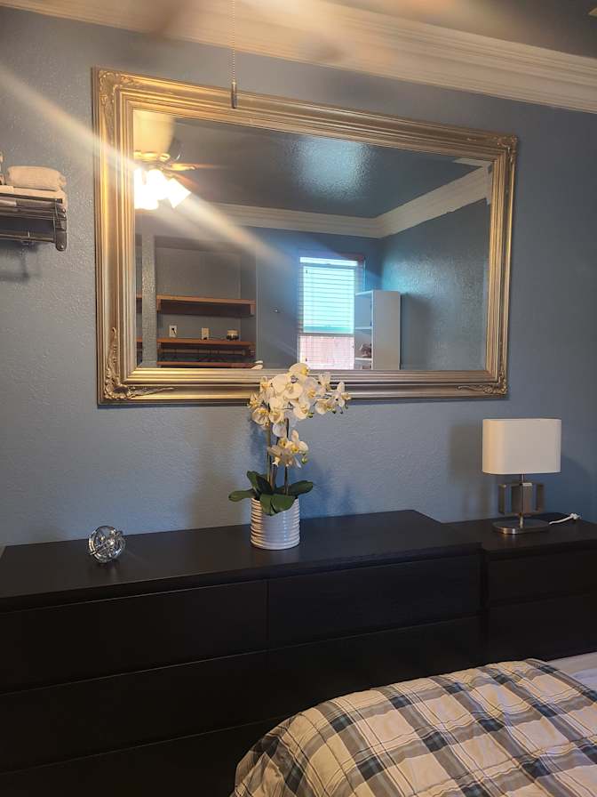 Gwen's room