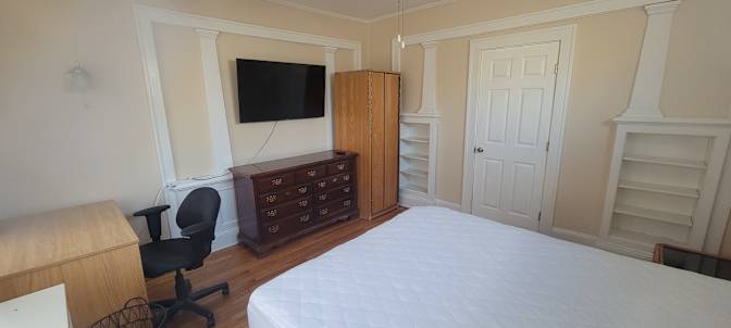 Steve's room
