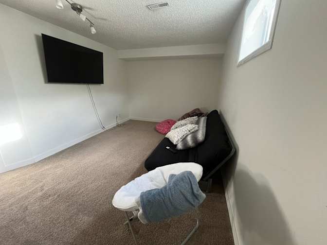 Jenny's room
