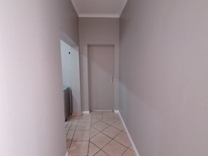 ARMAND FOURIE's room