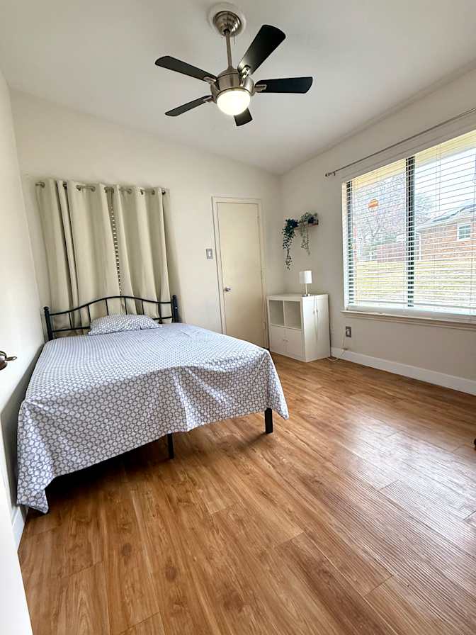 Do Nguyen's room