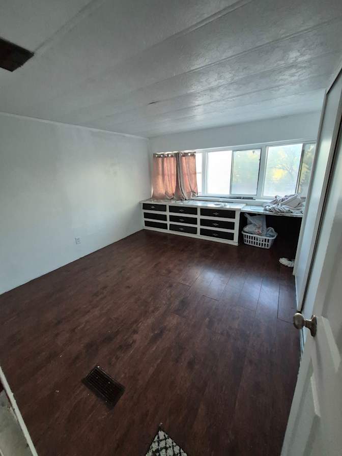 Manny Garcia's room