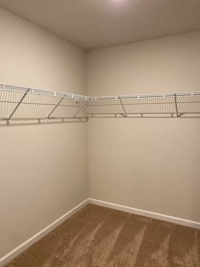 Alcove Rooms's room