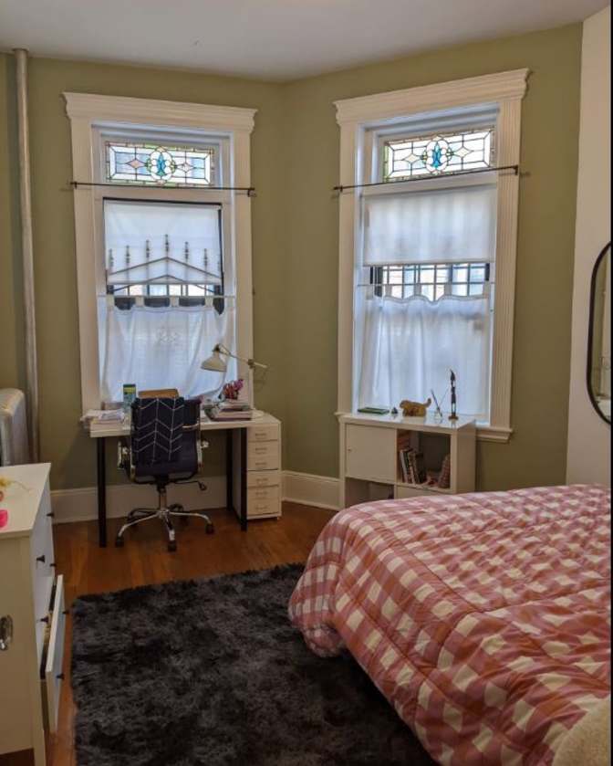 Danay Vera's room