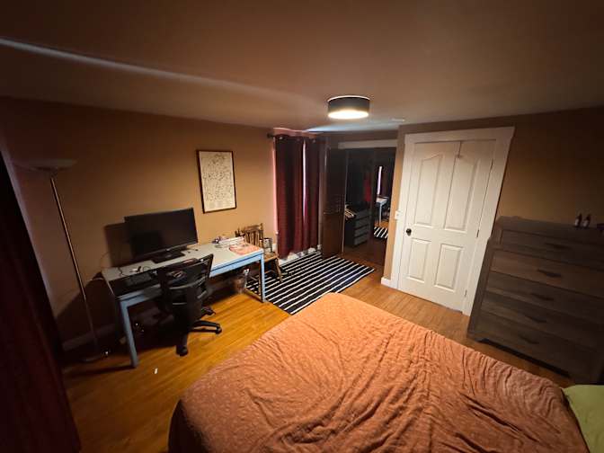 Janapriyan's room