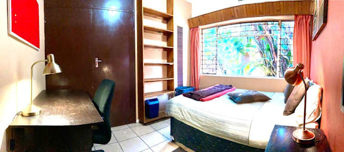 Jos Milne's room